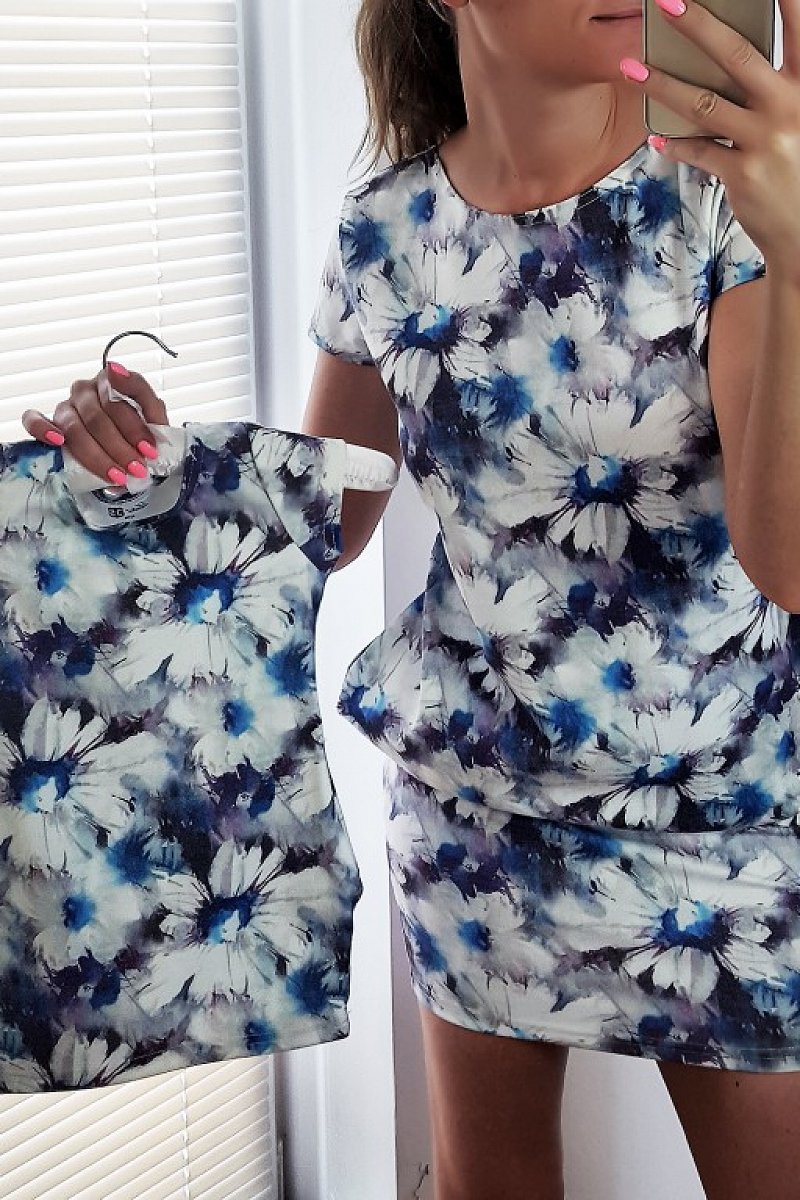 Šaty s kvetinovou potlačou modré
