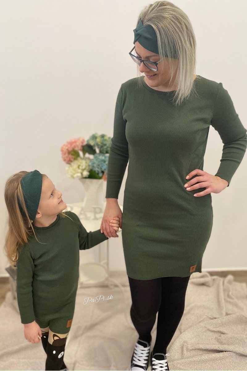 Slim šaty zelené