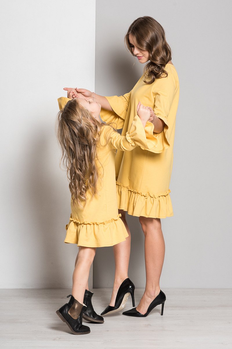 Vex-šaty s riaseným rukávom žltá